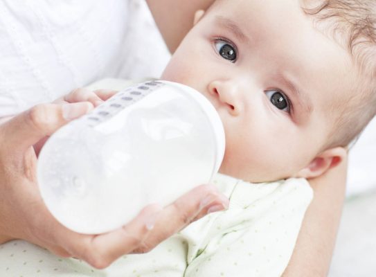 refluxo em bebê