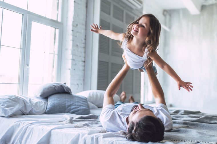 "Teoria da mente" é uma habilidade inata que requer diferentes tipos de estímulo.