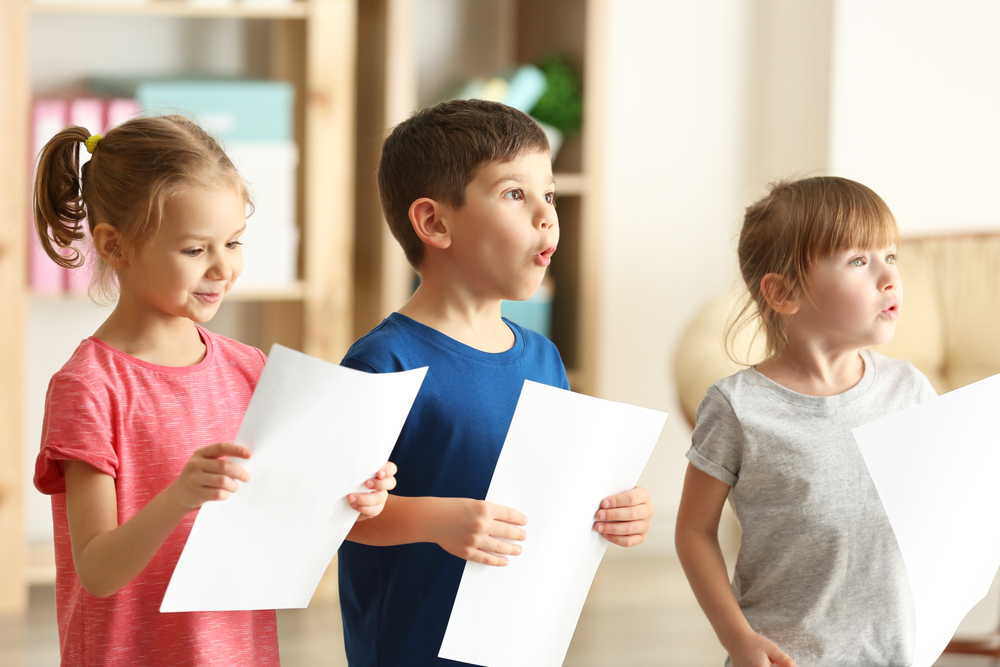 Você pode usar trava-línguas com o seu filho a qualquer hora, em qualquer lugar.