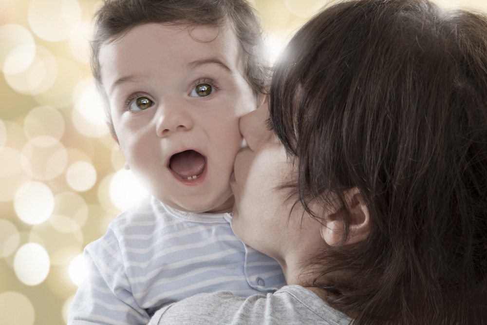 com quantos meses nasce o primeiro dente do bebe